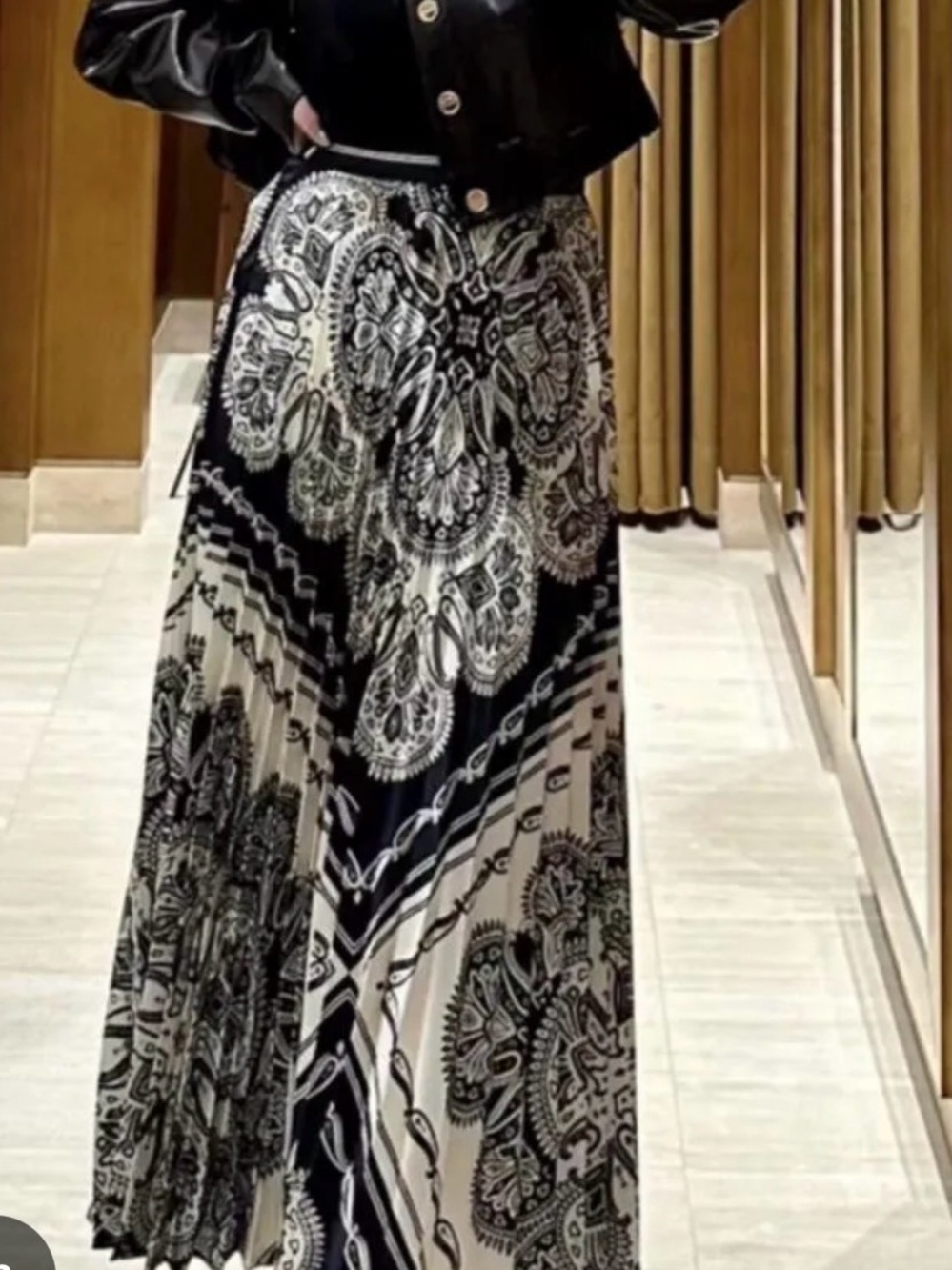 Sandro Paris scarf print midi pleated skirt Sz 36